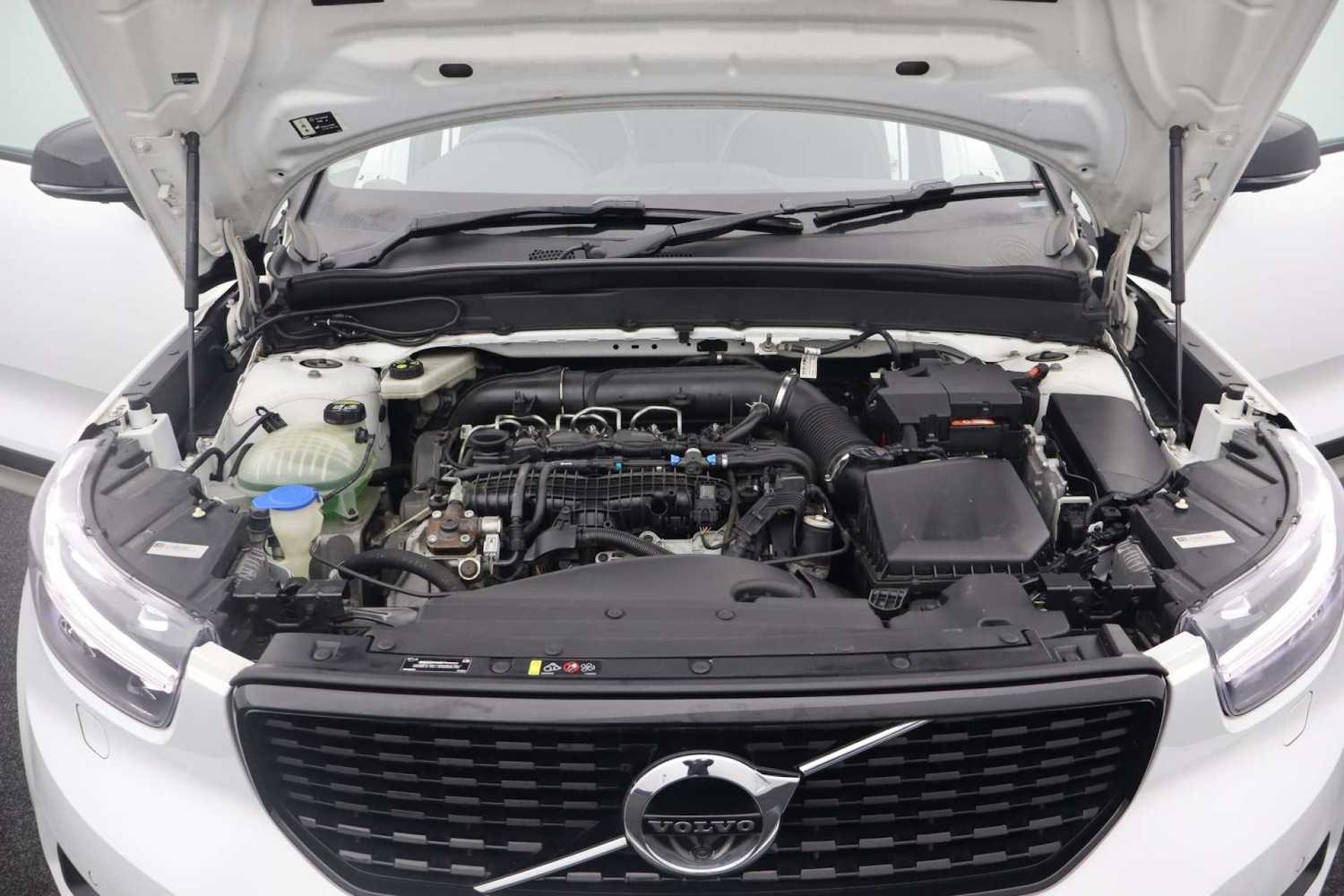 Used Volvo XC40 2018 for sale - 76764990: Photo 57