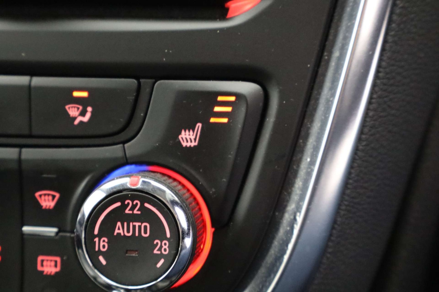 Used Vauxhall Mokka 2016 for sale - 78085009: Photo 15