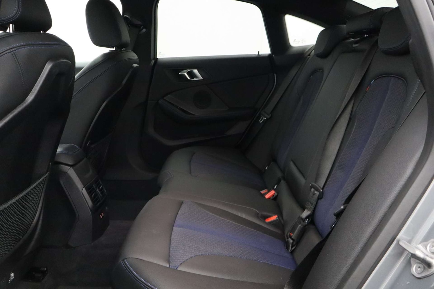 Used BMW 2 Series 2023 for sale - 76182579: Photo 15