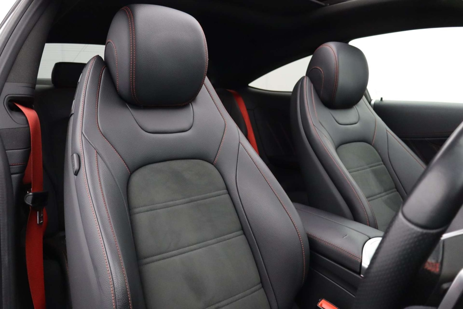 Used Mercedes-Benz C Class 2017 for sale - 76601661: Photo 11