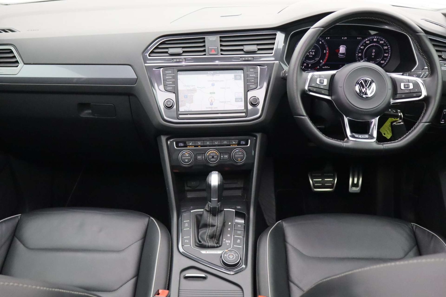 Used Volkswagen Tiguan 2016 for sale - 76694786: Photo 14