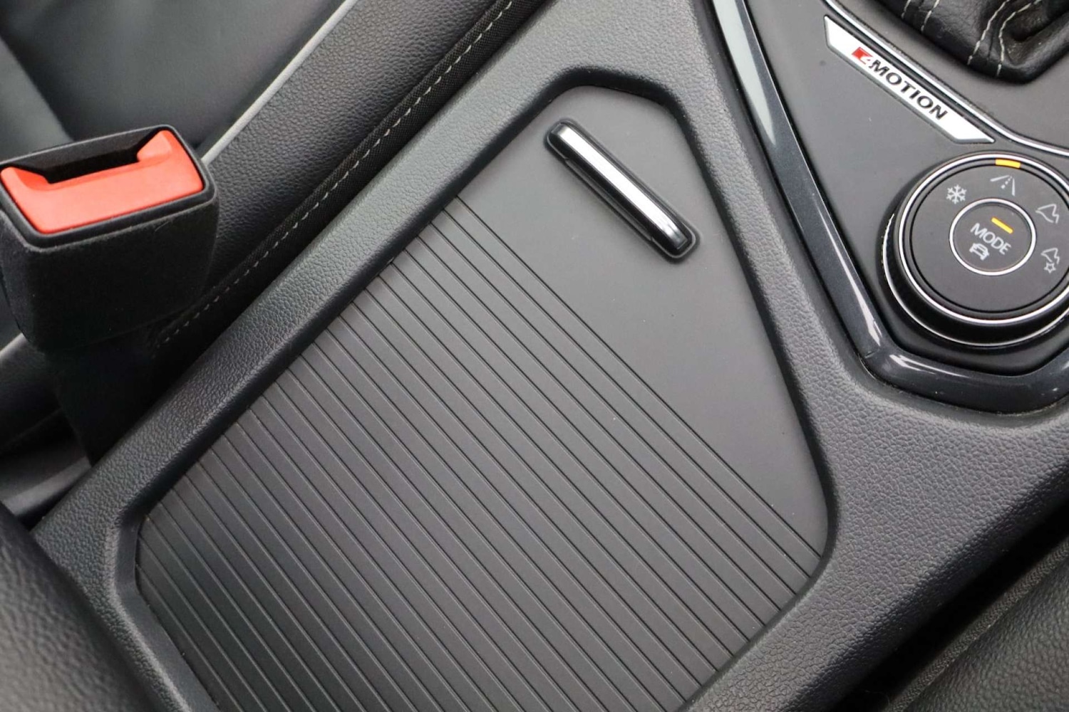 Used Volkswagen Tiguan 2016 for sale - 76694786: Photo 51