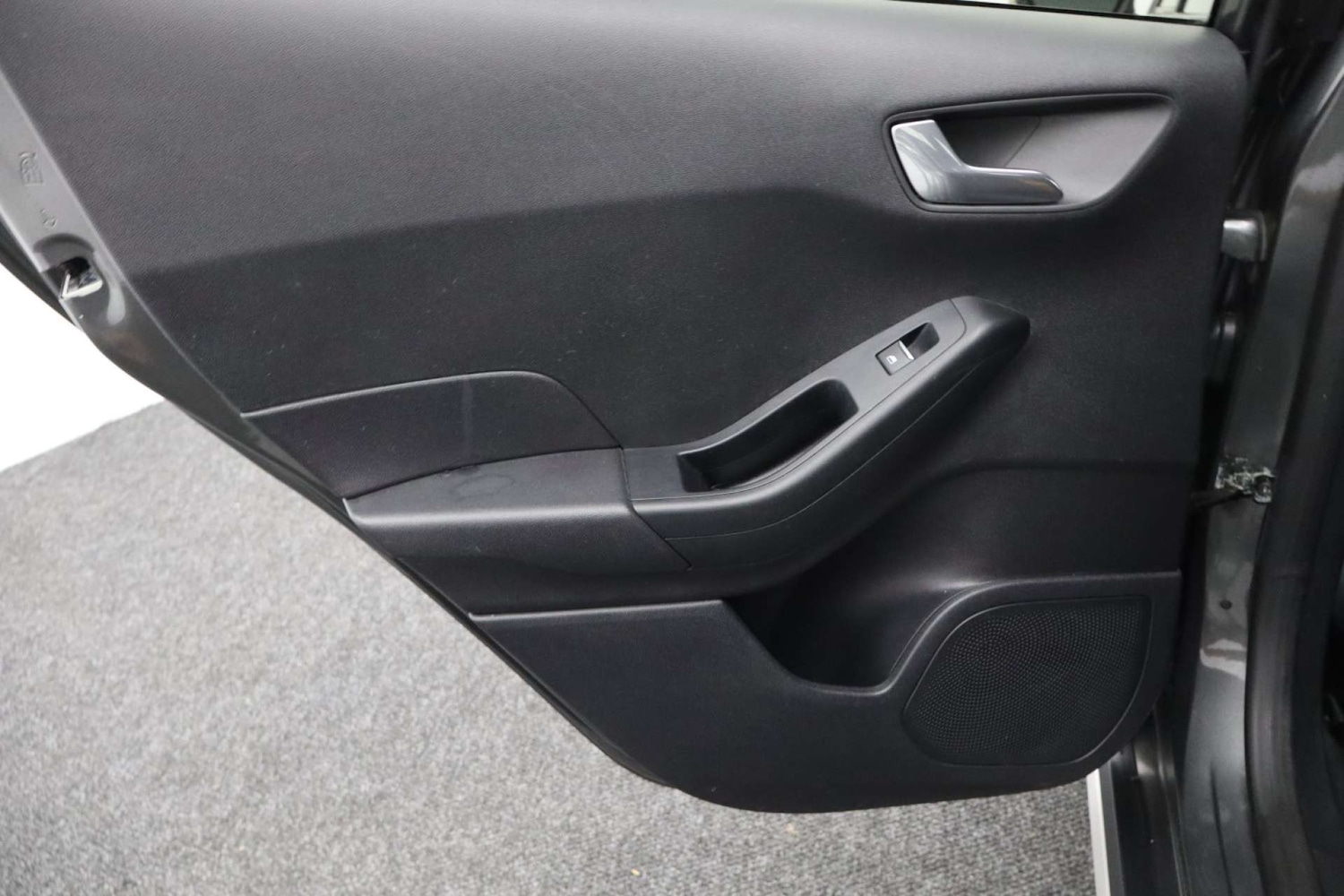 Used Ford Fiesta 2018 for sale - 76182644: Photo 26