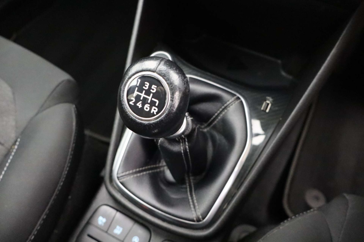 Used Ford Fiesta 2018 for sale - 76182644: Photo 46