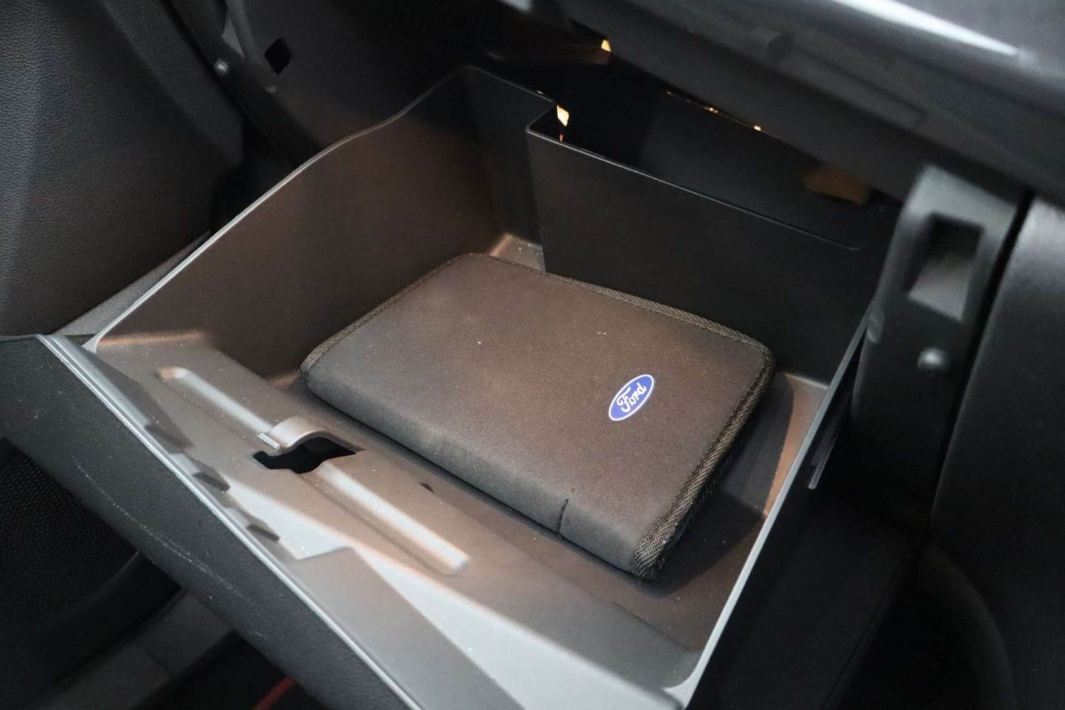 Used Ford Kuga 2015 for sale - 77026724: Photo 22