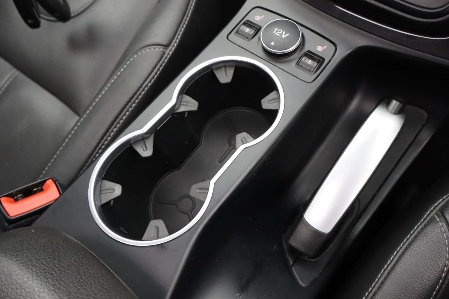 Used Ford Kuga 2015 for sale - 77026724: Photo 62