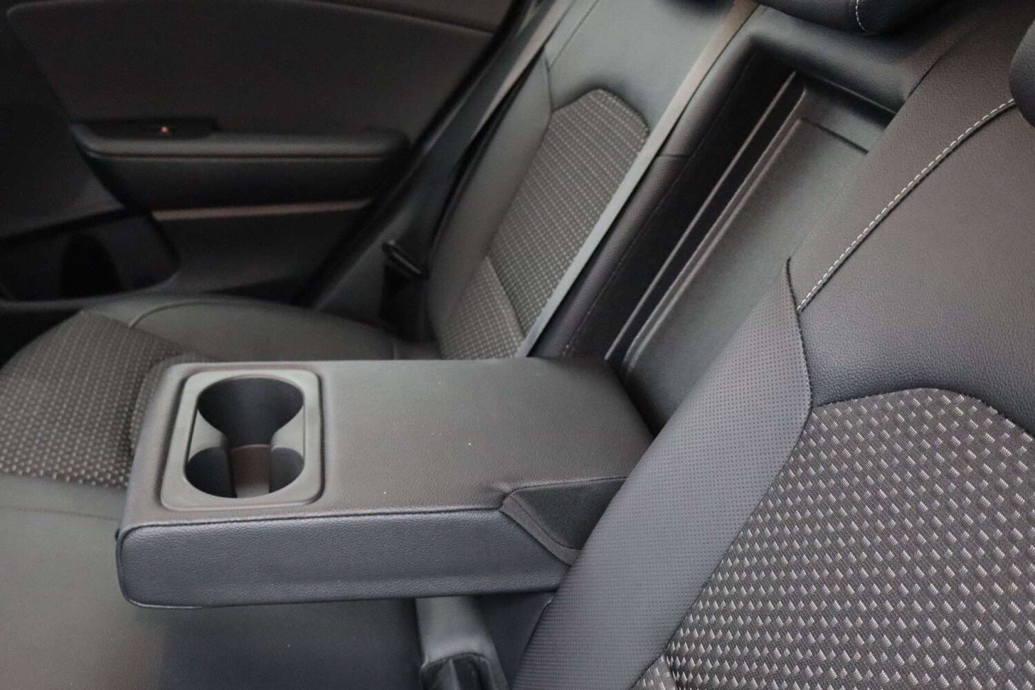 Used Kia XCeed 2021 for sale - 76724000: Photo 43