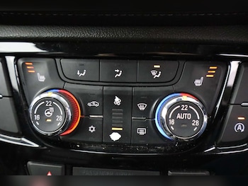 Used Vauxhall Mokka X 2017 for sale - 77950433: Photo