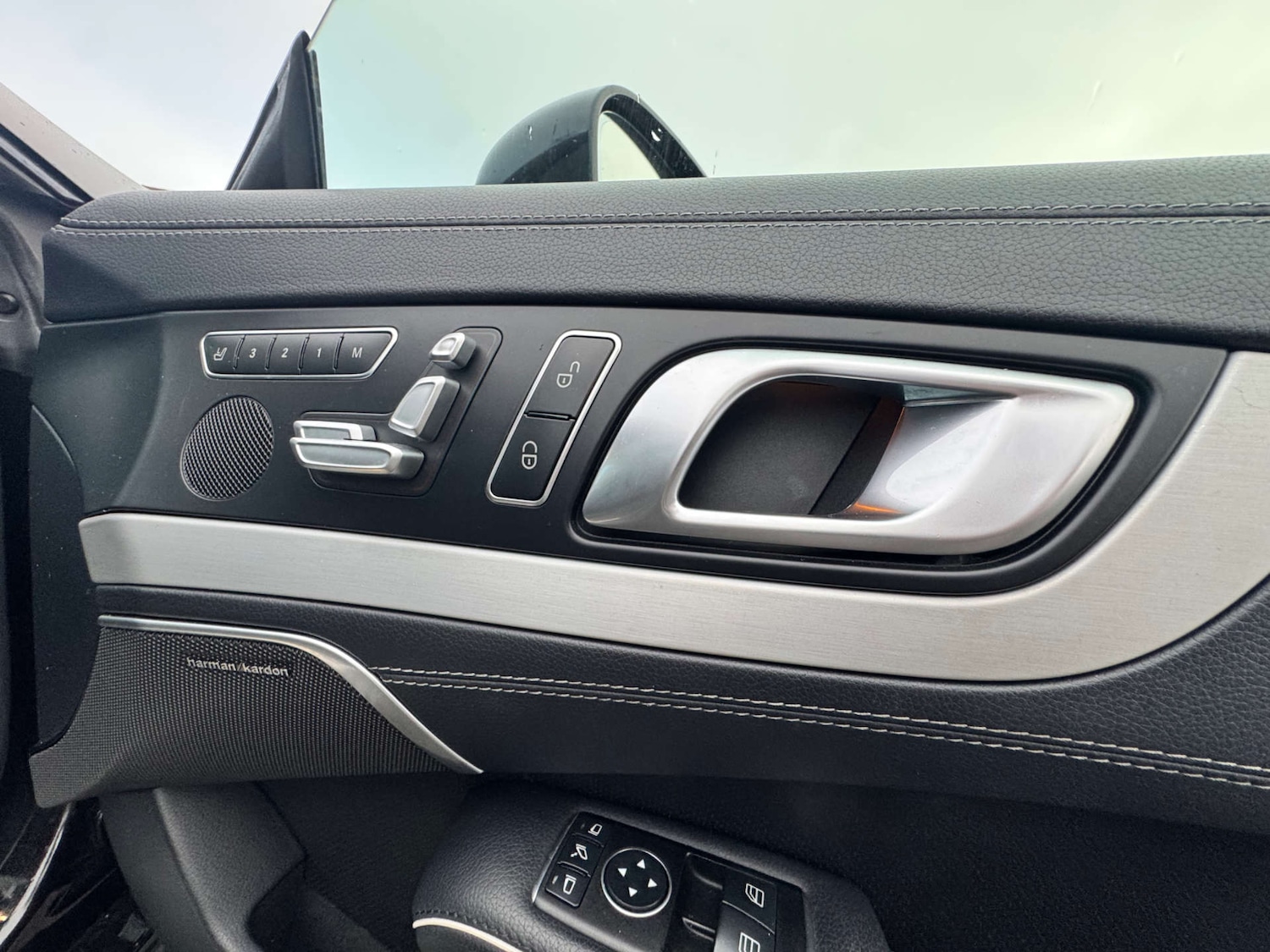 Used Mercedes-Benz SL 2016 for sale - 77693802: Photo 8