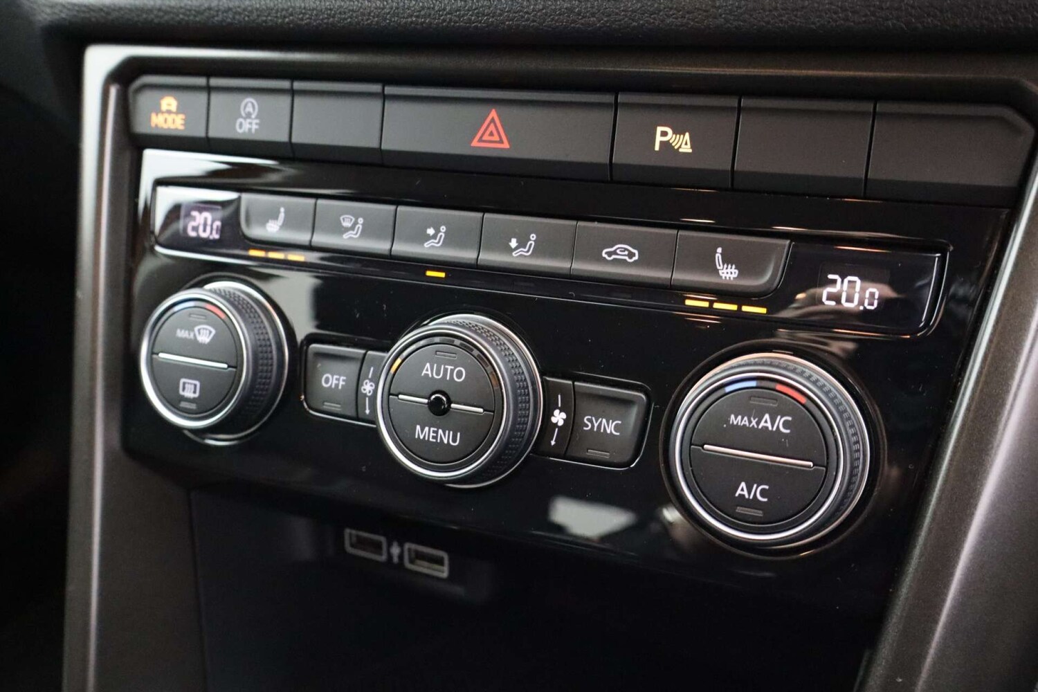 Used Volkswagen T-Roc 2019 for sale - 76182578: Photo 14