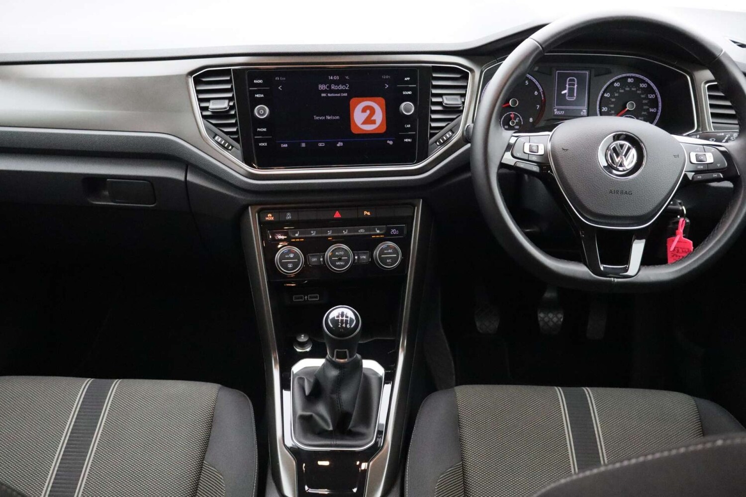 Used Volkswagen T-Roc 2019 for sale - 76182578: Photo 16