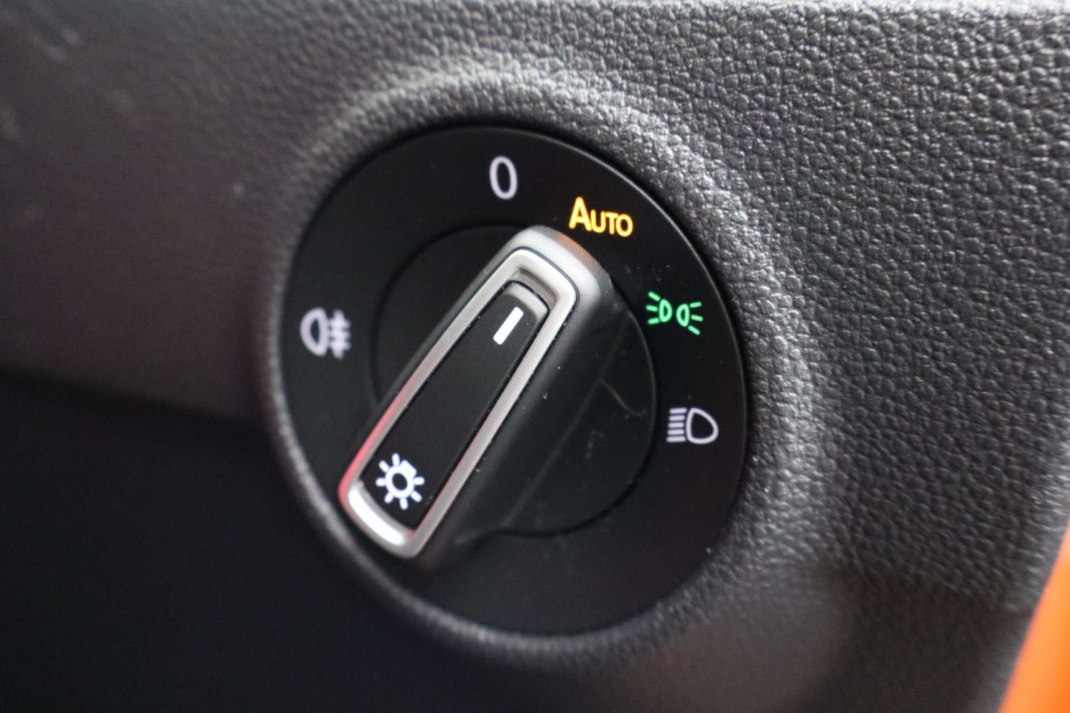 Used Volkswagen T-Roc 2019 for sale - 76182578: Photo 21