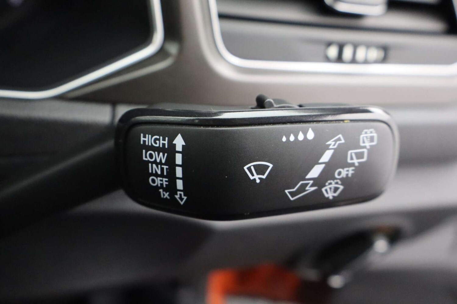 Used Volkswagen T-Roc 2019 for sale - 76182578: Photo 25