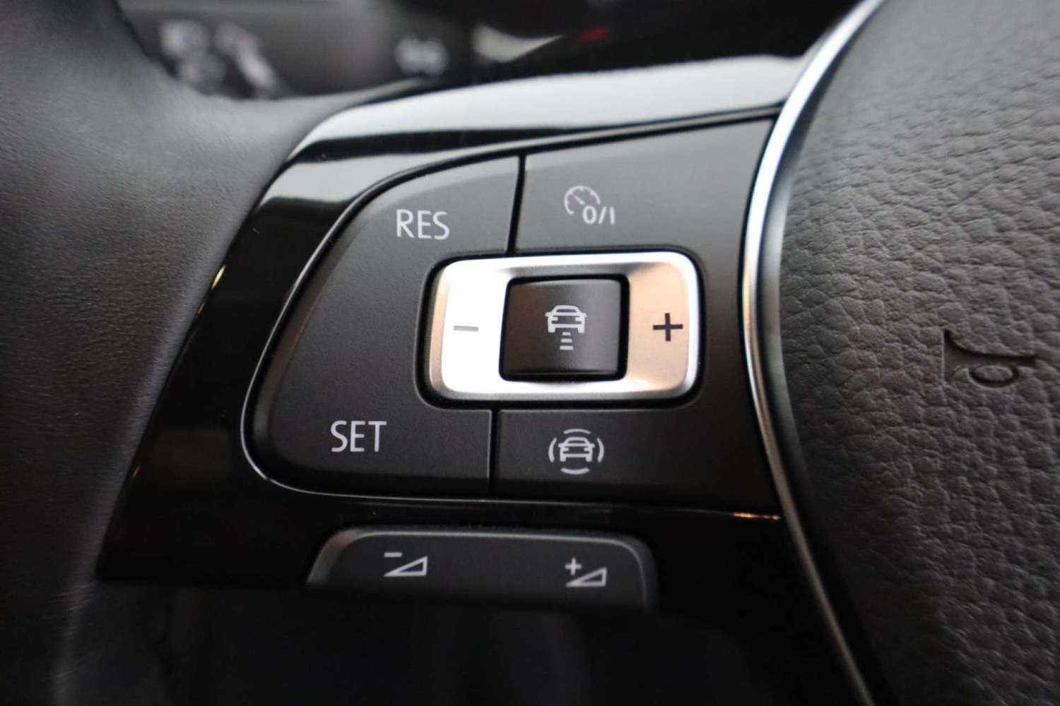 Used Volkswagen T-Roc 2019 for sale - 76182578: Photo 26