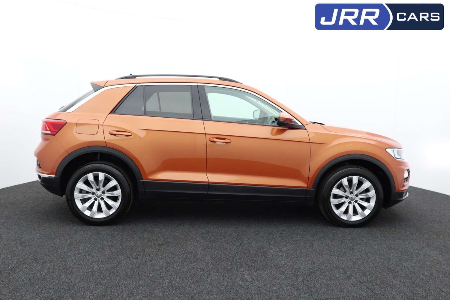 Used Volkswagen T-Roc 2019 for sale - 76182578: Photo 3