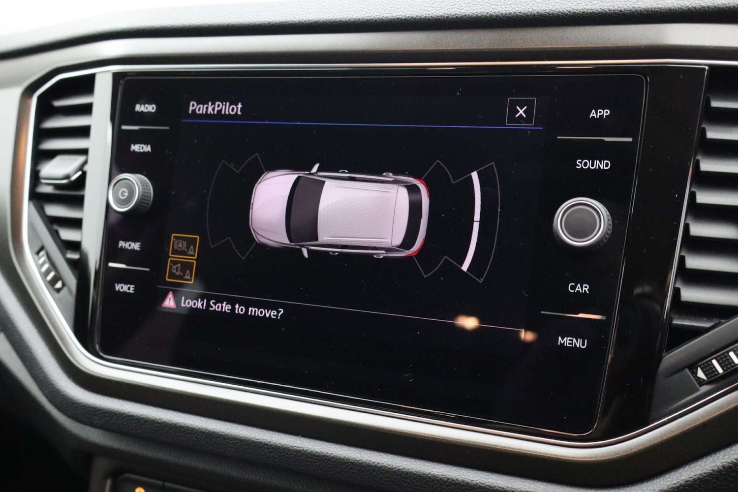 Used Volkswagen T-Roc 2019 for sale - 76182578: Photo 31