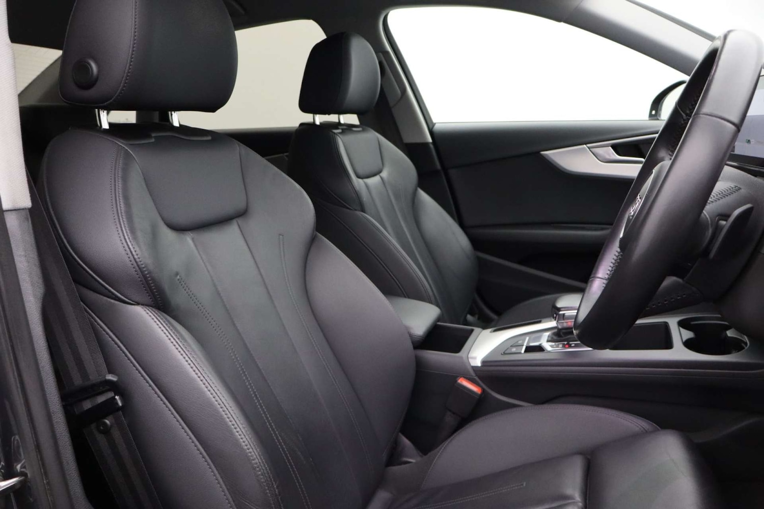 Used Audi A4 2019 for sale - 76182615: Photo 17