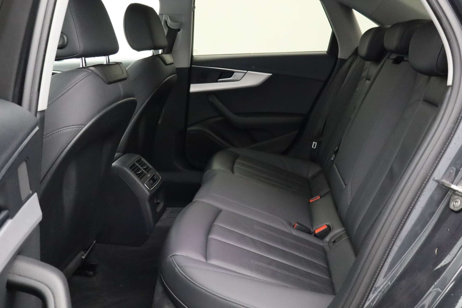 Used Audi A4 2019 for sale - 76182615: Photo 20