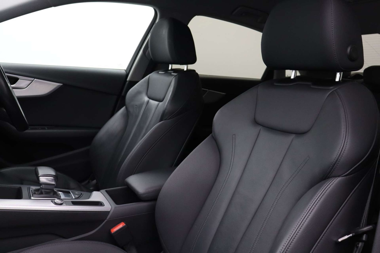 Used Audi A4 2019 for sale - 76182615: Photo 51