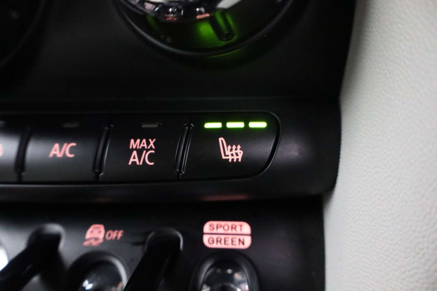 Used MINI Hatch 2024 for sale - 77107211: Photo 16