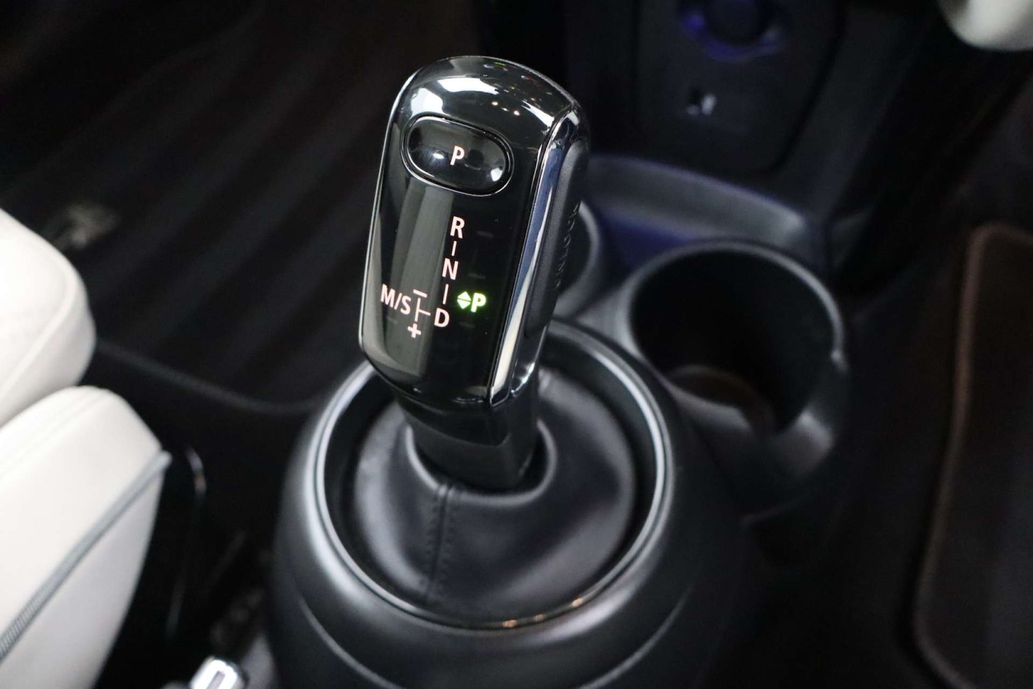 Used MINI Hatch 2024 for sale - 77107211: Photo 17