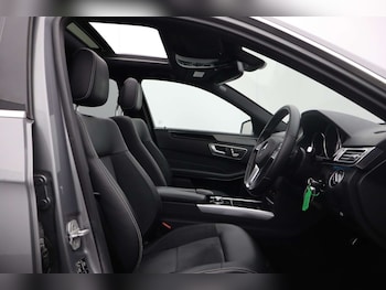 Used Mercedes-Benz E-Class 2015 for sale - 76182591: Photo 2