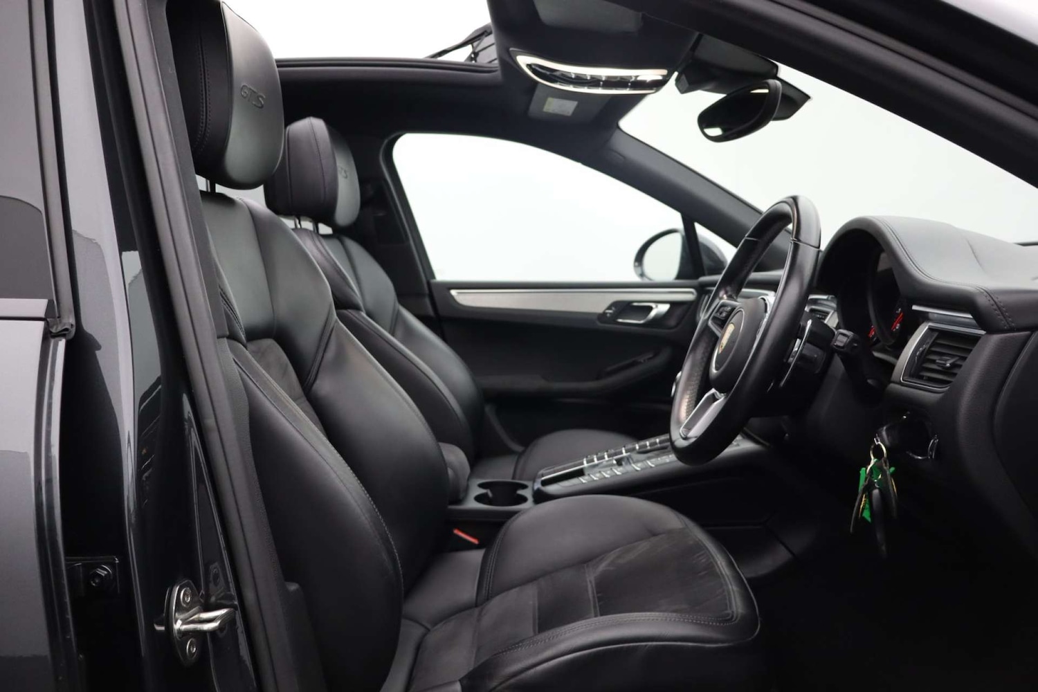 Used Porsche Macan 2017 for sale - 76602067: Photo 11