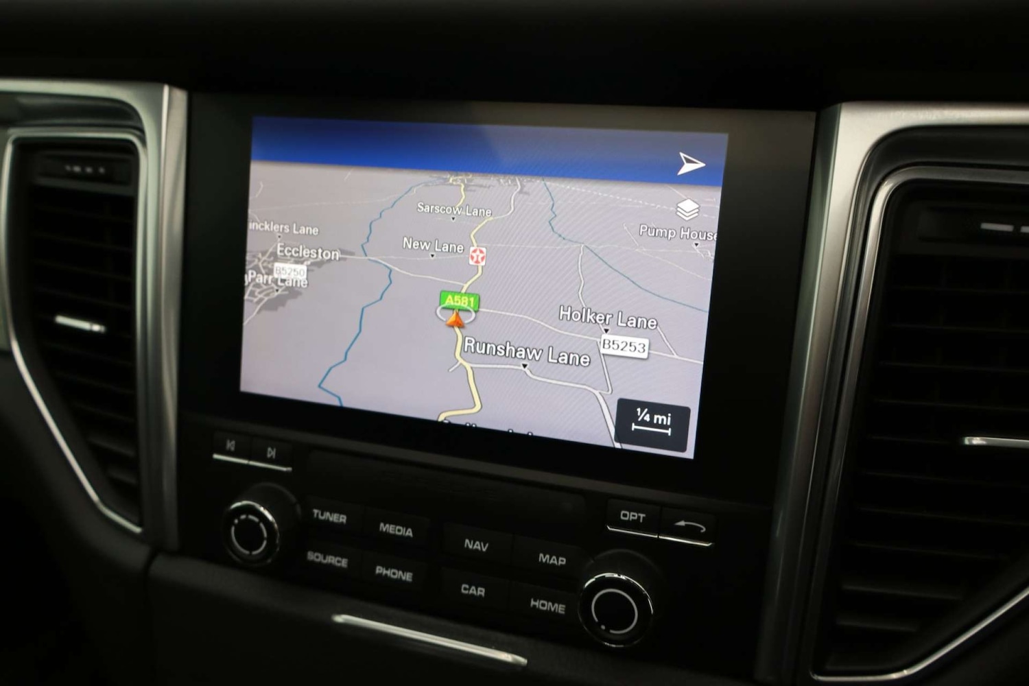 Used Porsche Macan 2017 for sale - 76602067: Photo 15