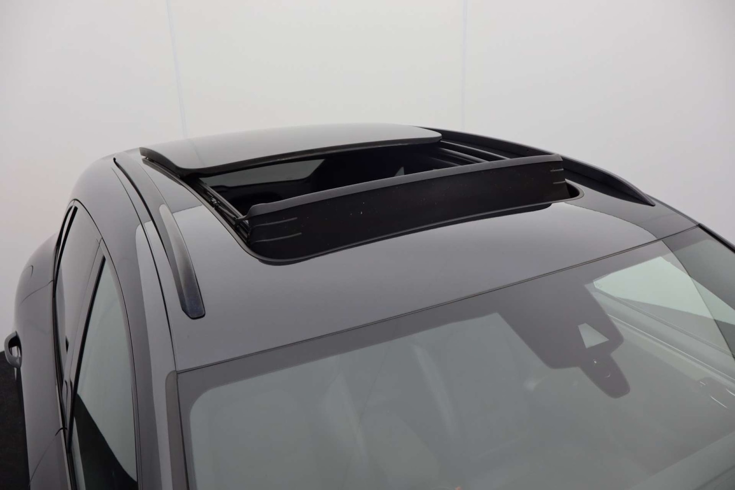 Used Porsche Macan 2017 for sale - 76602067: Photo 22