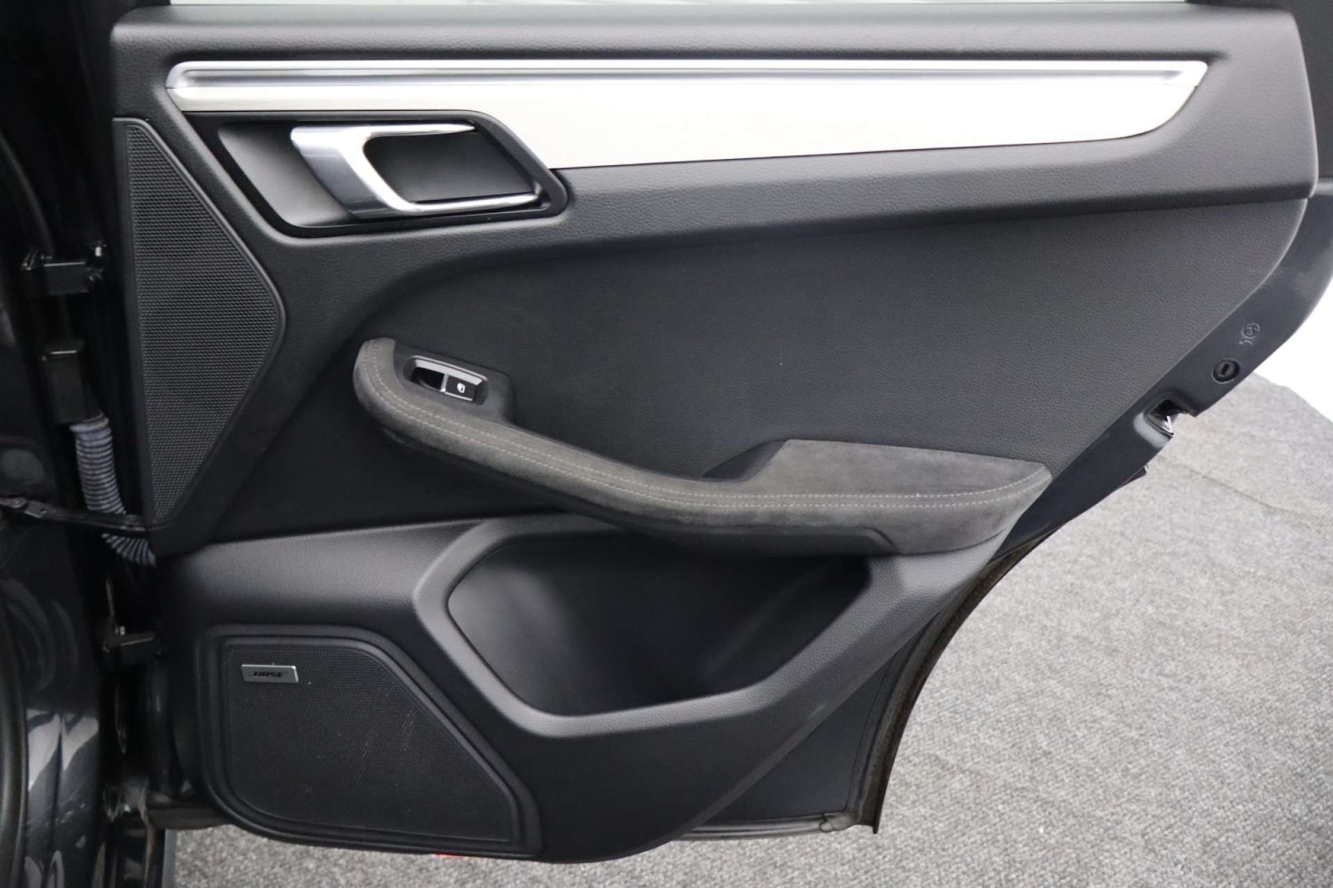 Used Porsche Macan 2017 for sale - 76602067: Photo 25