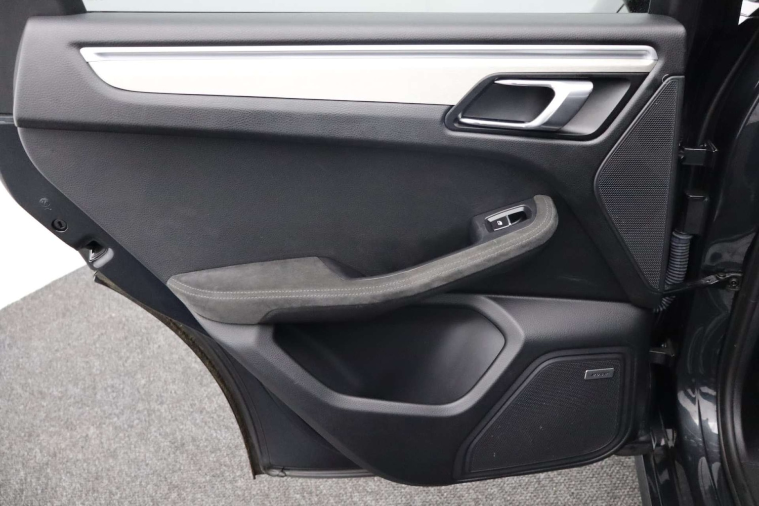 Used Porsche Macan 2017 for sale - 76602067: Photo 31