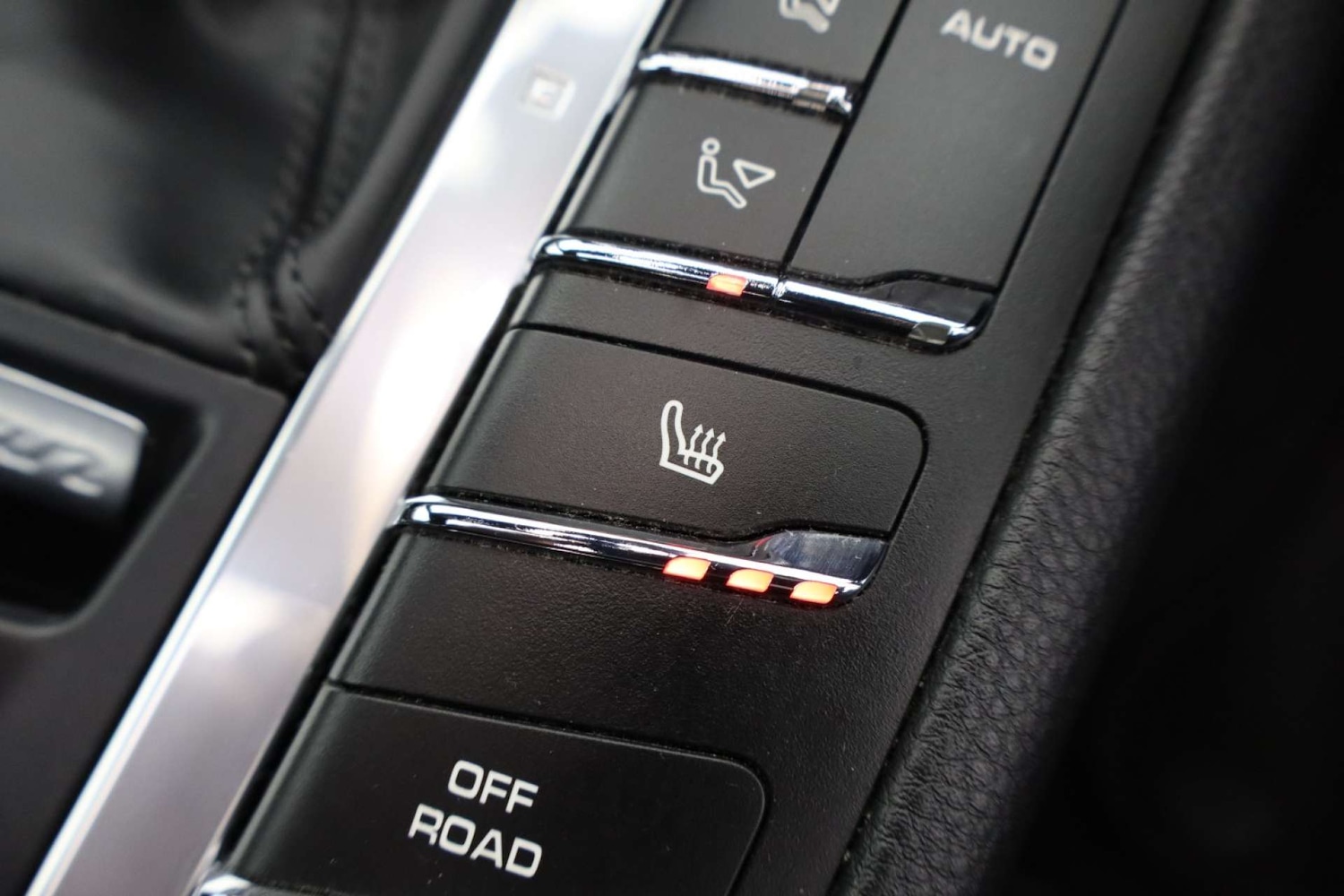 Used Porsche Macan 2017 for sale - 76602067: Photo 52