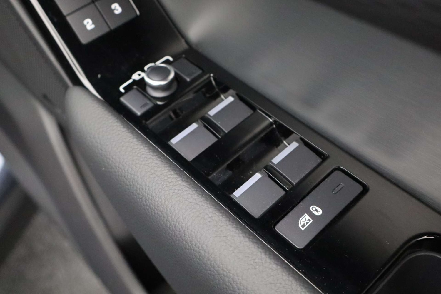 Used Land Rover Range Rover Velar 2021 for sale - 76182694: Photo 13