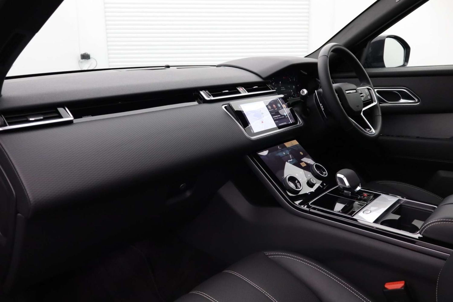 Used Land Rover Range Rover Velar 2021 for sale - 76182694: Photo 33