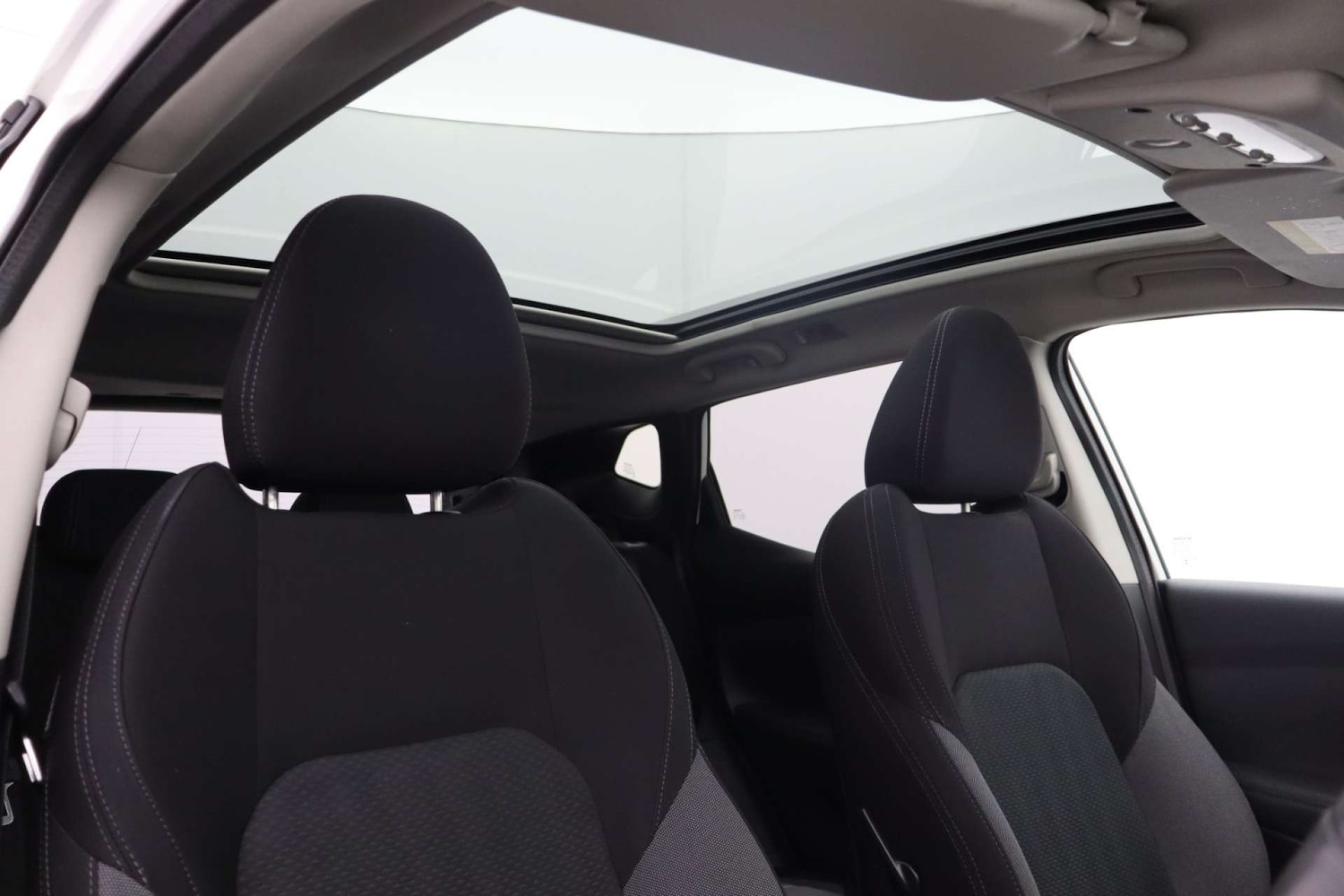 Used Nissan Qashqai 2018 for sale - 76602063: Photo 13