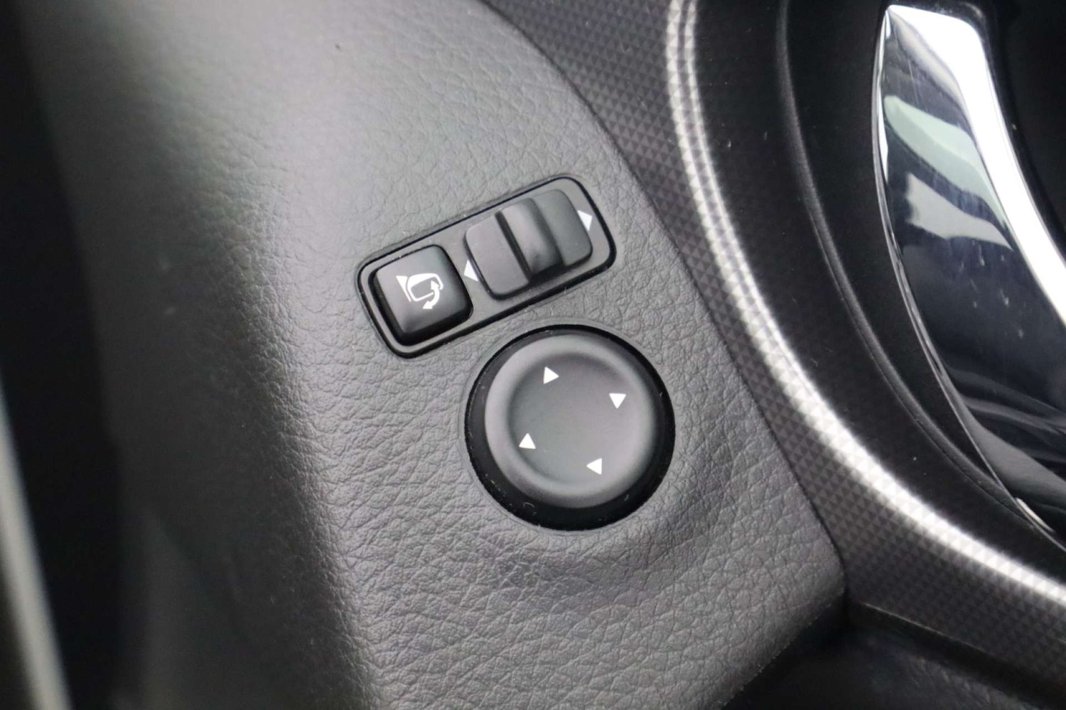 Used Nissan Qashqai 2018 for sale - 76602063: Photo 18