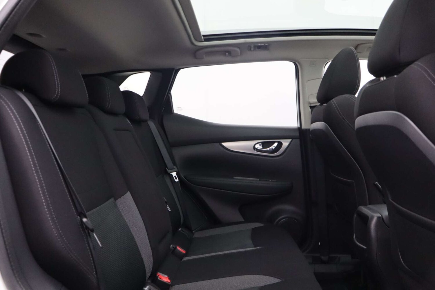 Used Nissan Qashqai 2018 for sale - 76602063: Photo 21