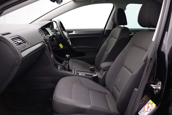 Used Volkswagen Golf 2019 for sale - 76182587: Photo 10