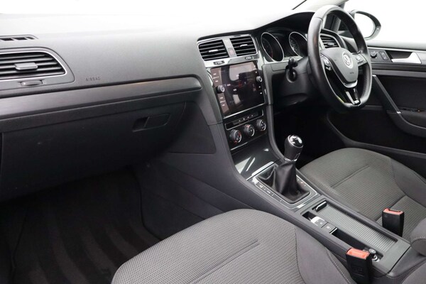 Used Volkswagen Golf 2019 for sale - 76182587: Photo 15