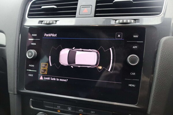 Used Volkswagen Golf 2019 for sale - 76182587: Photo 37