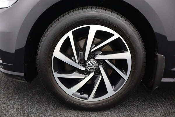 Used Volkswagen Golf 2019 for sale - 76182587: Photo 42