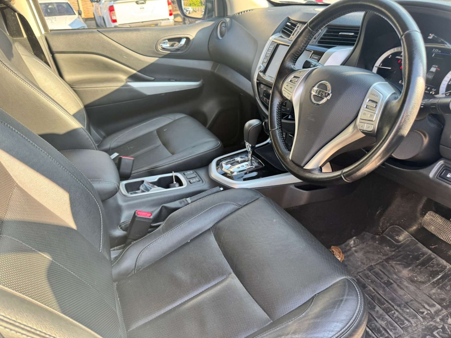 Used Nissan Navara 2021 for sale - 78032025: Photo 7