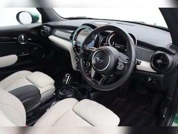 Used MINI Hatch 2024 for sale - 78793876: Photo
