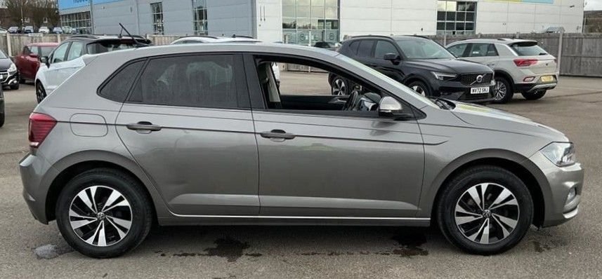 Used Volkswagen Polo 2021 for sale - 77703796: Photo 4