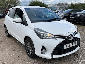 Used Toyota Yaris 2017 for sale - 78288481: Photo