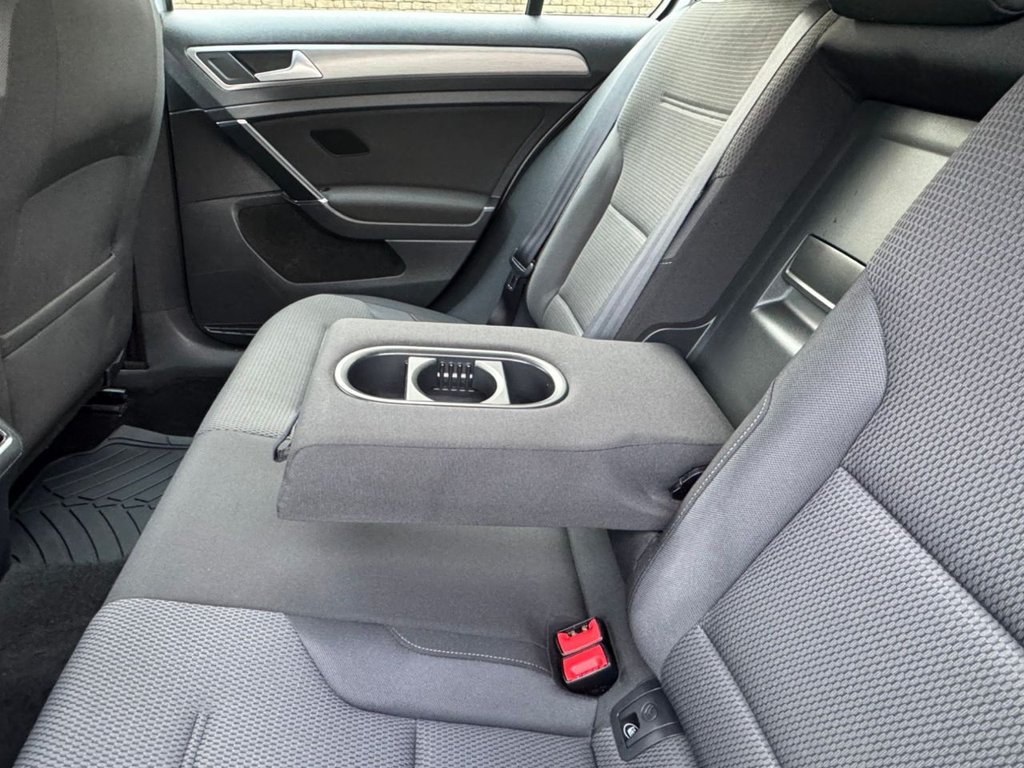 Used Volkswagen Golf 2015 for sale - 77042513: Photo 24
