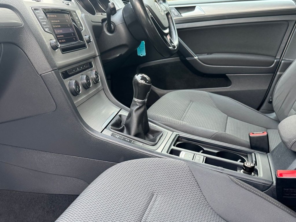 Used Volkswagen Golf 2015 for sale - 77042513: Photo 39