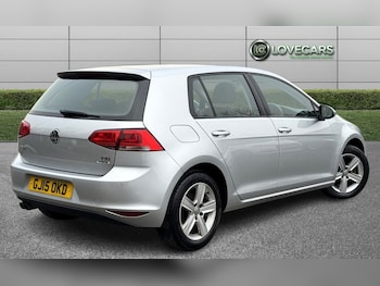 Used Volkswagen Golf 2015 for sale - 77042513: Photo