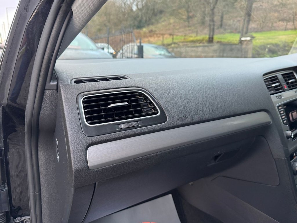 Used Volkswagen Golf 2016 for sale - 77239377: Photo 40