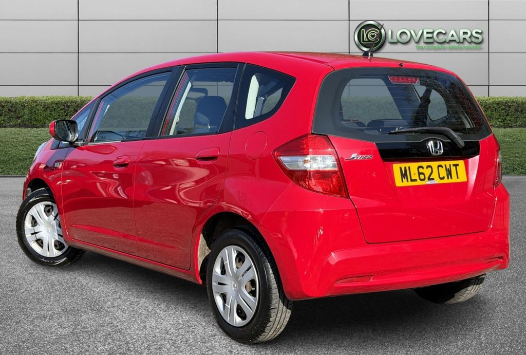 Used Honda Jazz 2012 for sale - 77749016: Photo 2